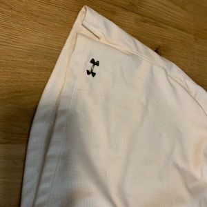 Mens under armour shorts large
